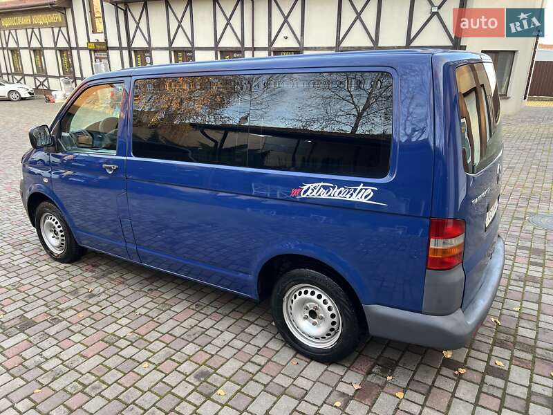 Мінівен Volkswagen Transporter 2008 в Рівному