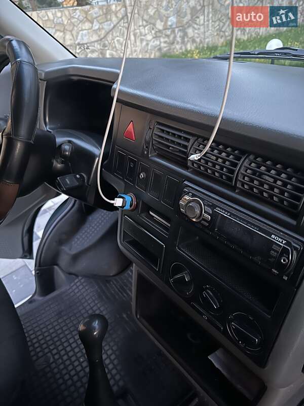 Минивэн Volkswagen Transporter 2003 в Ивано-Франковске