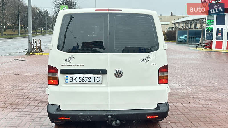 Мінівен Volkswagen Transporter 2004 в Рівному фото 6 Мінівен Volkswagen Transporter 2004 в Рівному