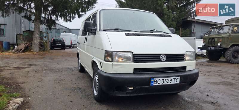 Минивэн Volkswagen Transporter 1999 в Дубно