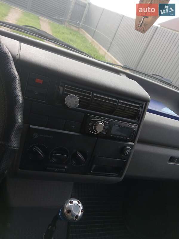 Минивэн Volkswagen Transporter 1996 в Самборе