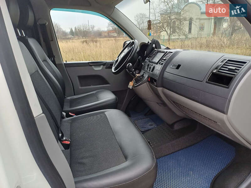 Минивэн Volkswagen Transporter 2006 в Дрогобыче фото 10 Минивэн Volkswagen Transporter 2006 в Дрогобыче