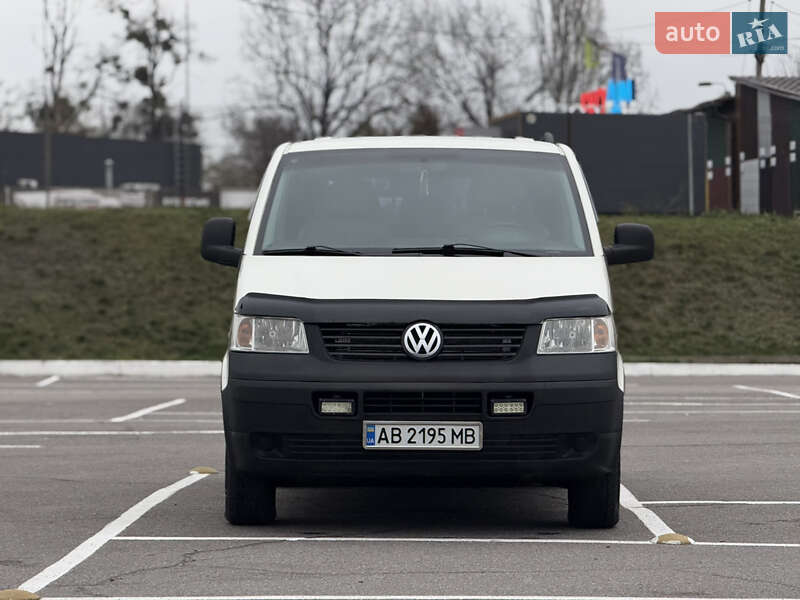 Минивэн Volkswagen Transporter 2008 в Виннице