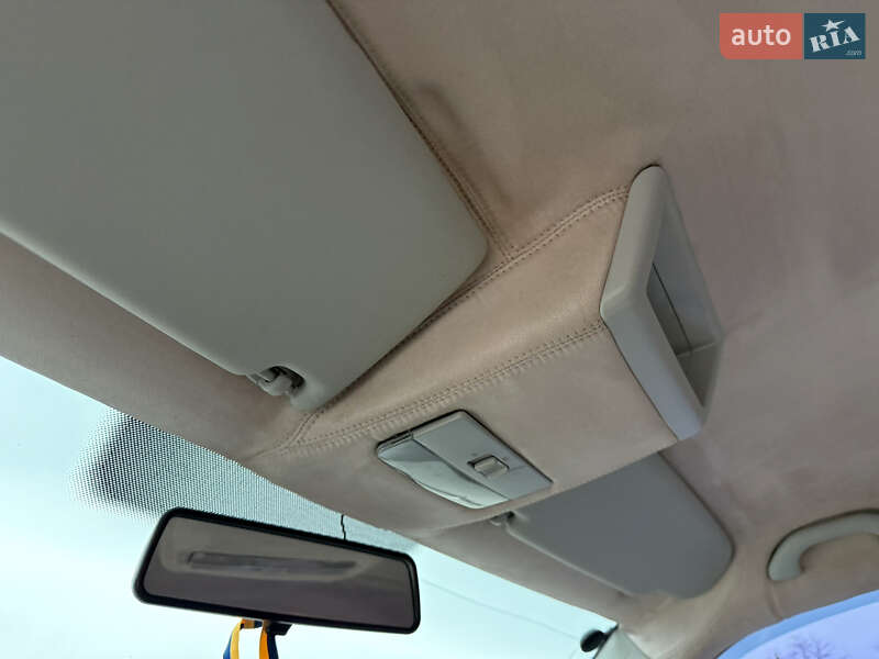 Минивэн Volkswagen Transporter 2008 в Виннице