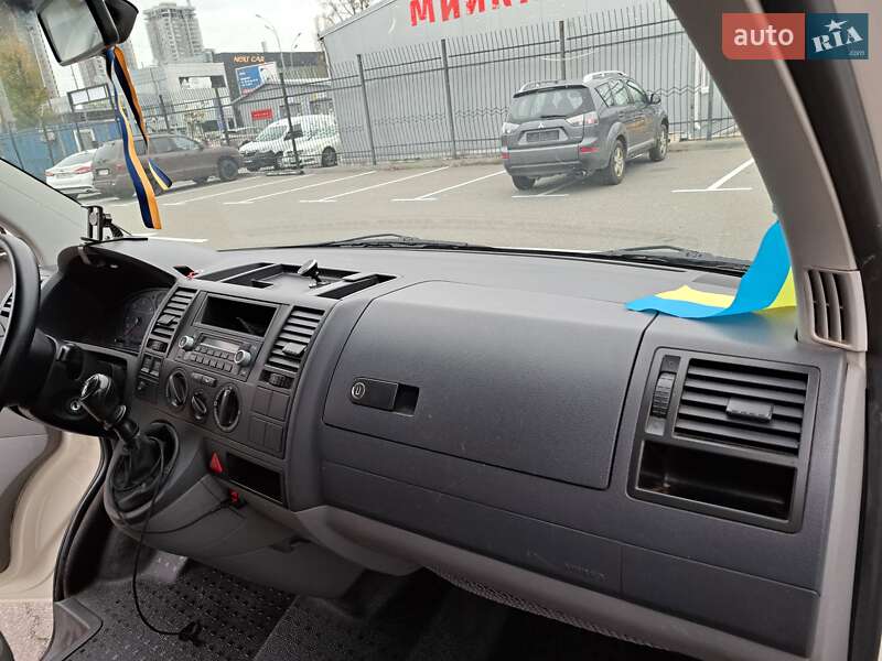 Минивэн Volkswagen Transporter 2008 в Киеве