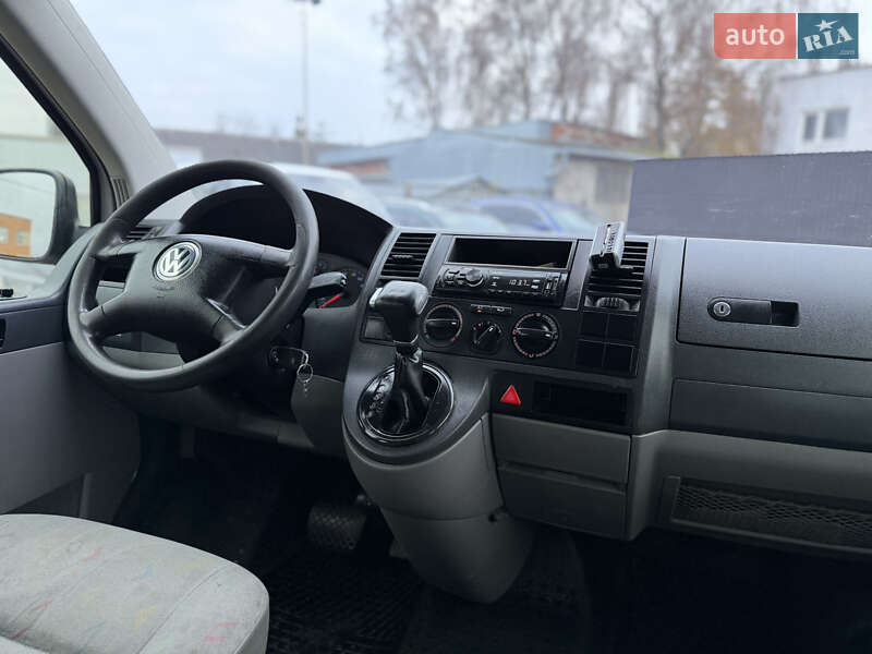 Минивэн Volkswagen Transporter 2005 в Ровно фото 42 Минивэн Volkswagen Transporter 2005 в Ровно