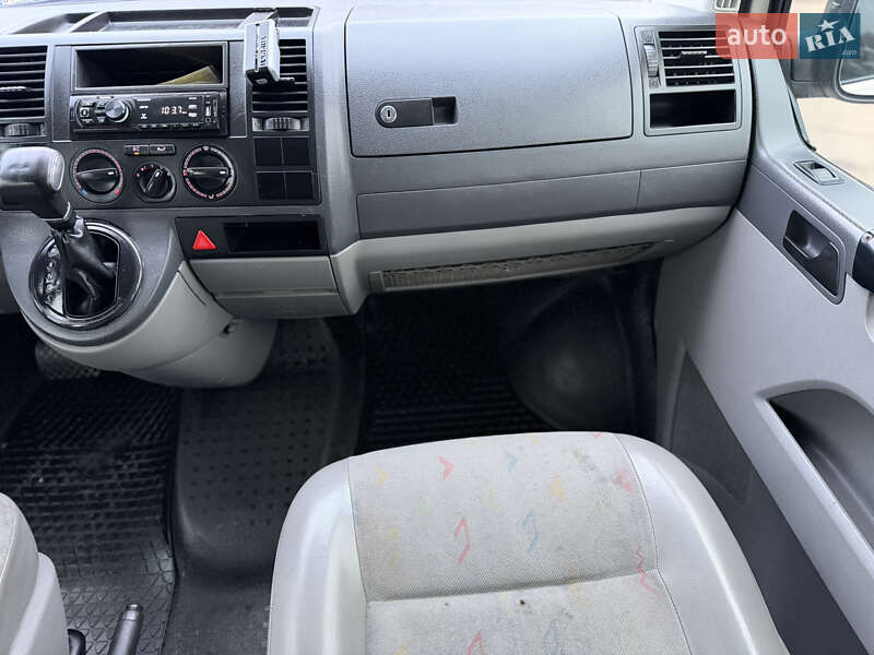 Минивэн Volkswagen Transporter 2005 в Ровно фото 48 Минивэн Volkswagen Transporter 2005 в Ровно