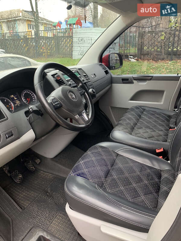 Мінівен Volkswagen Transporter 2014 в Києві