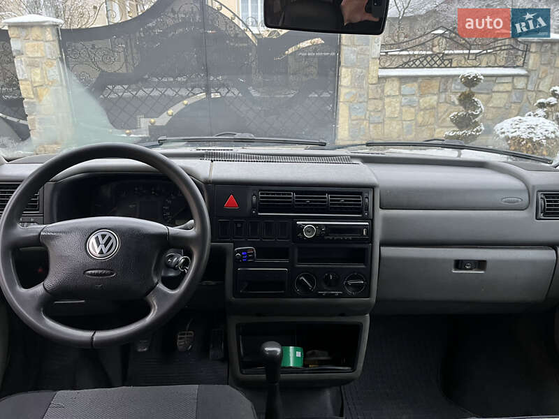 Мінівен Volkswagen Transporter 2001 в Івано-Франківську