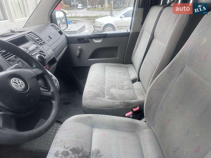 Грузовой фургон Volkswagen Transporter 2007 в Тернополе