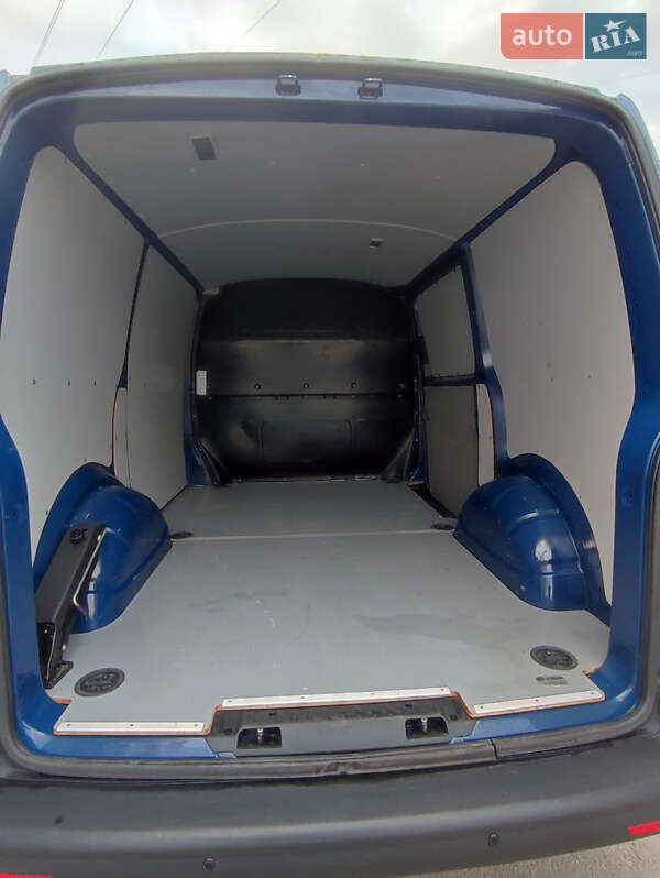Вантажний фургон Volkswagen Transporter 2018 в Дубні