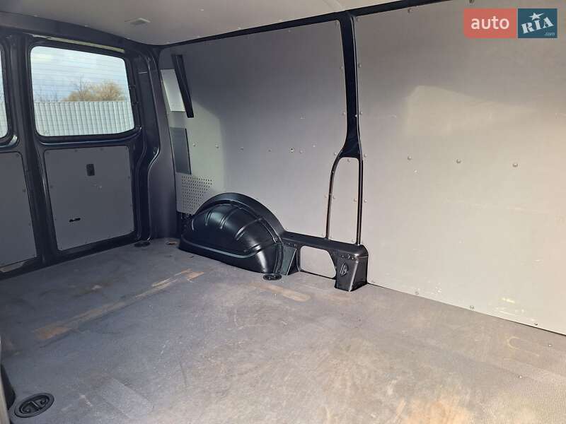Вантажний фургон Volkswagen Transporter 2020 в Бердичеві