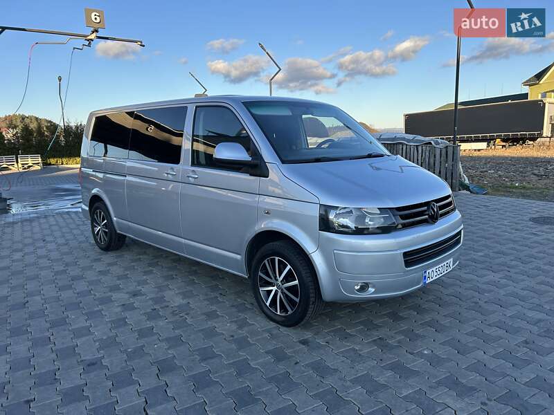 Микроавтобус грузовой (до 3,5т) Volkswagen Transporter 2012 в Иршаве