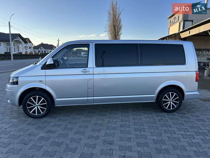Микроавтобус грузовой (до 3,5т) Volkswagen Transporter 2012 в Иршаве