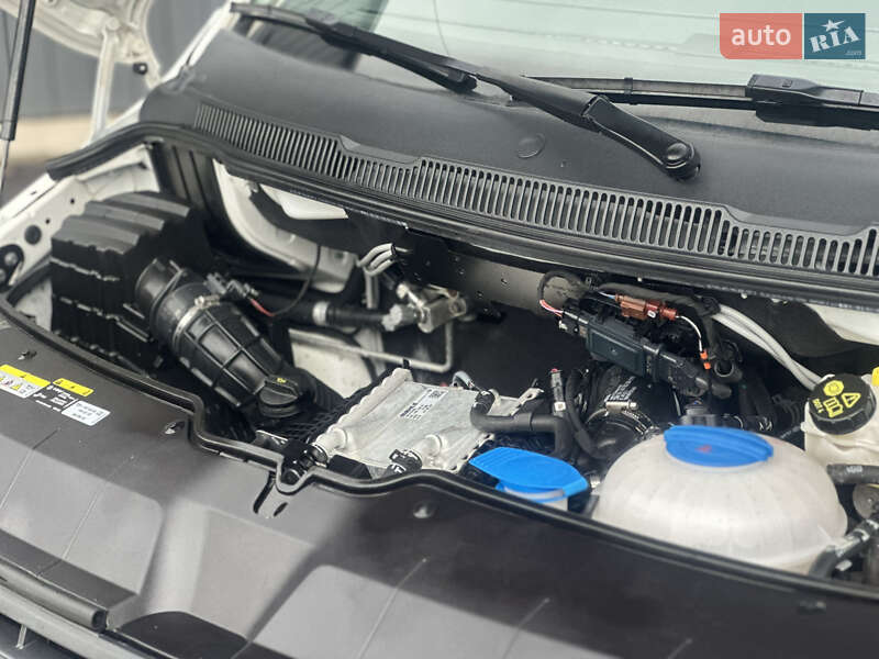 Грузовой фургон Volkswagen Transporter 2023 в Киеве