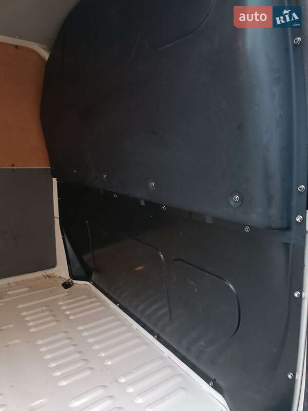 Грузовой фургон Volkswagen Transporter 2008 в Сумах