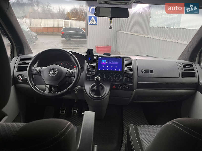 Минивэн Volkswagen Transporter 2005 в Запорожье