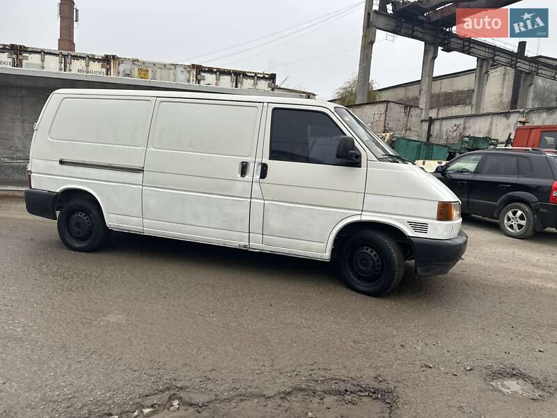 Вантажний фургон Volkswagen Transporter 2000 в Тернополі