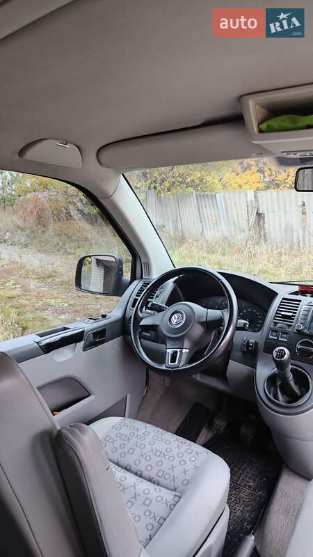 Минивэн Volkswagen Transporter 2005 в Павлограде