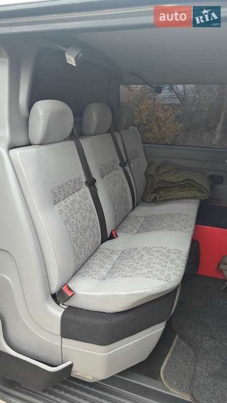 Минивэн Volkswagen Transporter 2005 в Павлограде