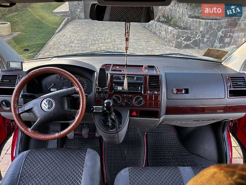 Минивэн Volkswagen Transporter 2004 в Тараще