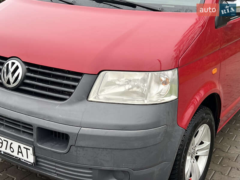 Минивэн Volkswagen Transporter 2003 в Кицмани