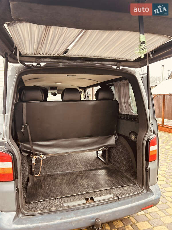 Минивэн Volkswagen Transporter 2010 в Клавдиевом-Тарасове