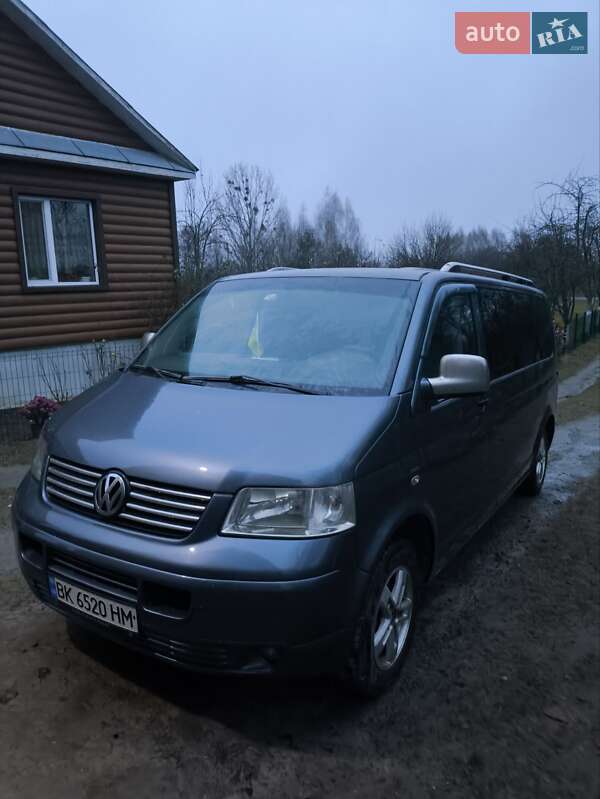 Минивэн Volkswagen Transporter 2008 в Ровно фото 3 Минивэн Volkswagen Transporter 2008 в Ровно