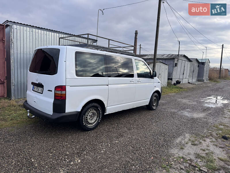 Минивэн Volkswagen Transporter 2006 в Дрогобыче