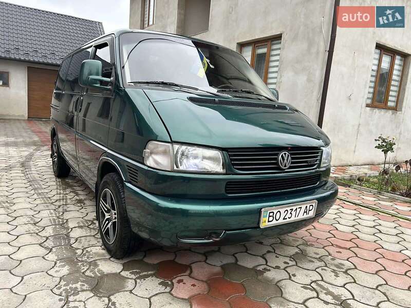 Грузовой фургон Volkswagen Transporter 2002 в Надворной