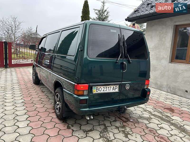 Грузовой фургон Volkswagen Transporter 2002 в Надворной
