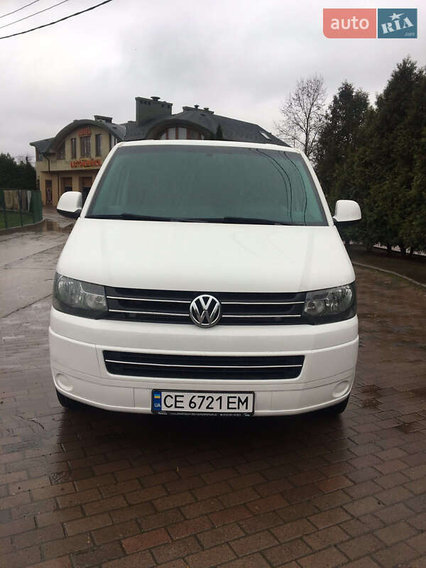 Минивэн Volkswagen Transporter 2015 в Черновцах