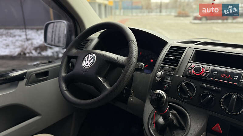 Минивэн Volkswagen Transporter 2005 в Ивано-Франковске