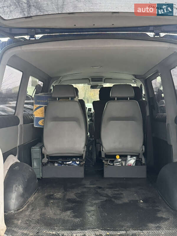 Вантажопасажирський фургон Volkswagen Transporter 2005 в Новосілках фото 8 Вантажопасажирський фургон Volkswagen Transporter 2005 в Новосілках