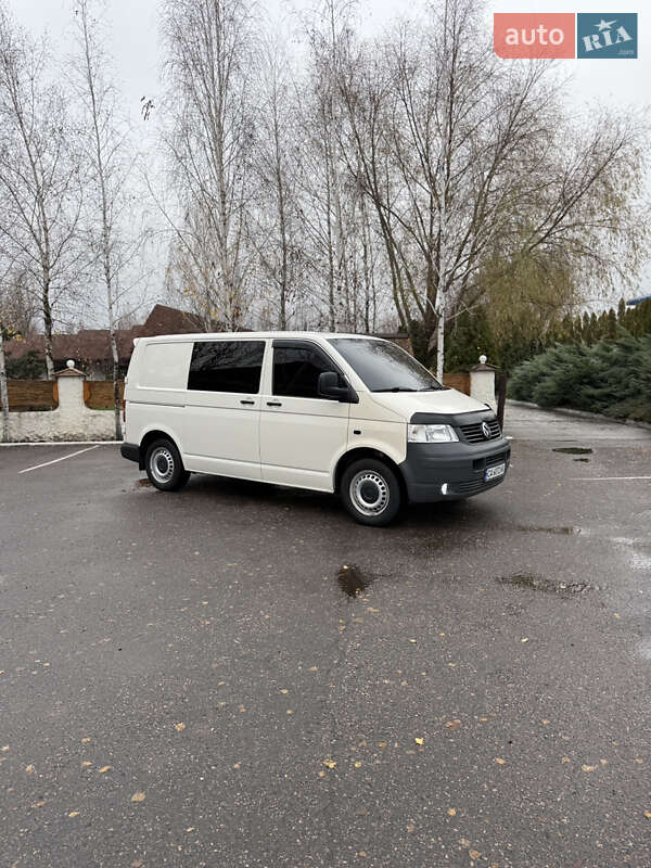 Минивэн Volkswagen Transporter 2005 в Смеле