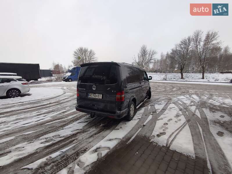 Минивэн Volkswagen Transporter 2005 в Ратным