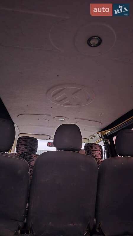 Минивэн Volkswagen Transporter 2000 в Монастыриске