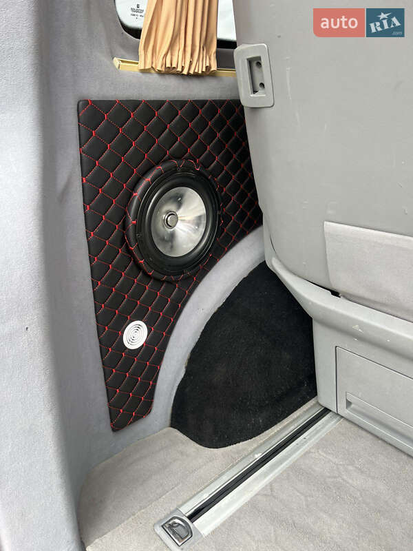 Мікроавтобус вантажний (до 3,5т) Volkswagen Transporter 2013 в Гаврилівці