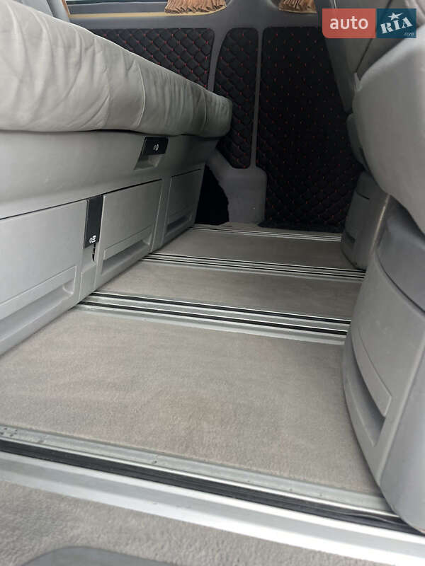 Мікроавтобус вантажний (до 3,5т) Volkswagen Transporter 2013 в Гаврилівці