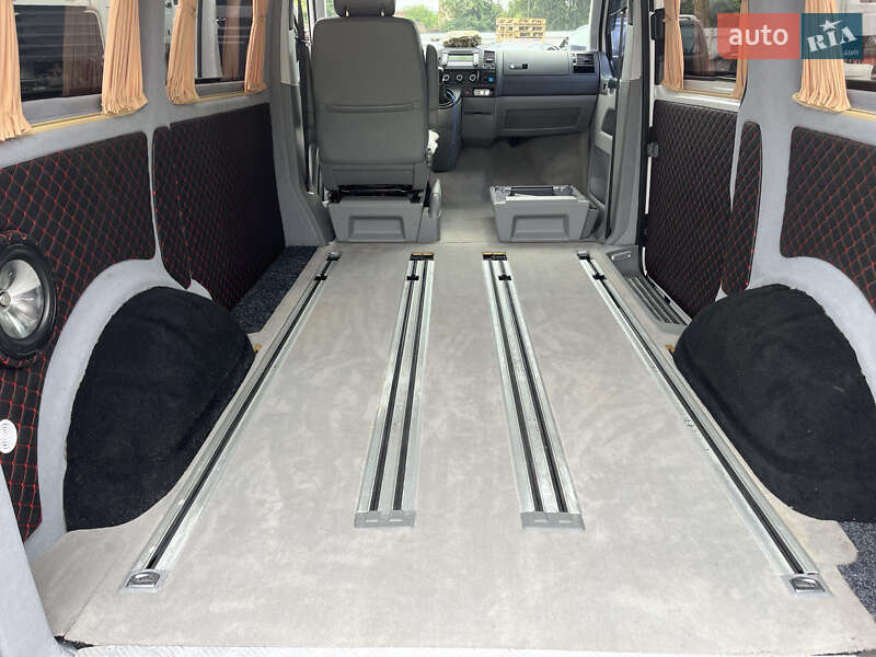 Мікроавтобус вантажний (до 3,5т) Volkswagen Transporter 2013 в Гаврилівці