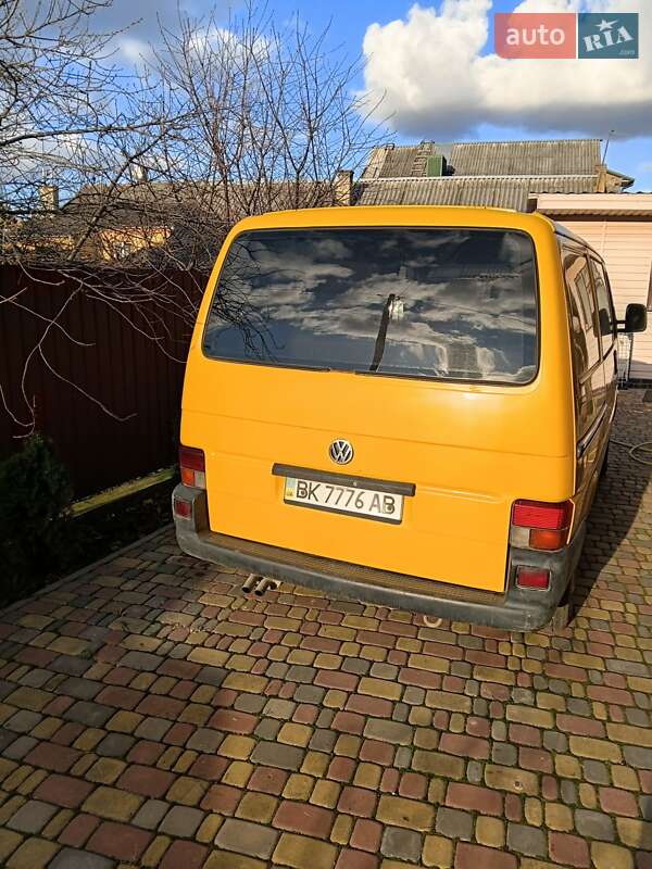 Минивэн Volkswagen Transporter 1998 в Костополе