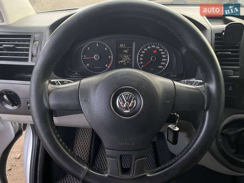 Мінівен Volkswagen Transporter 2010 в Миколаєві