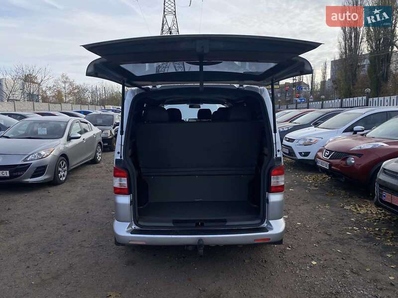 Мінівен Volkswagen Transporter 2010 в Миколаєві