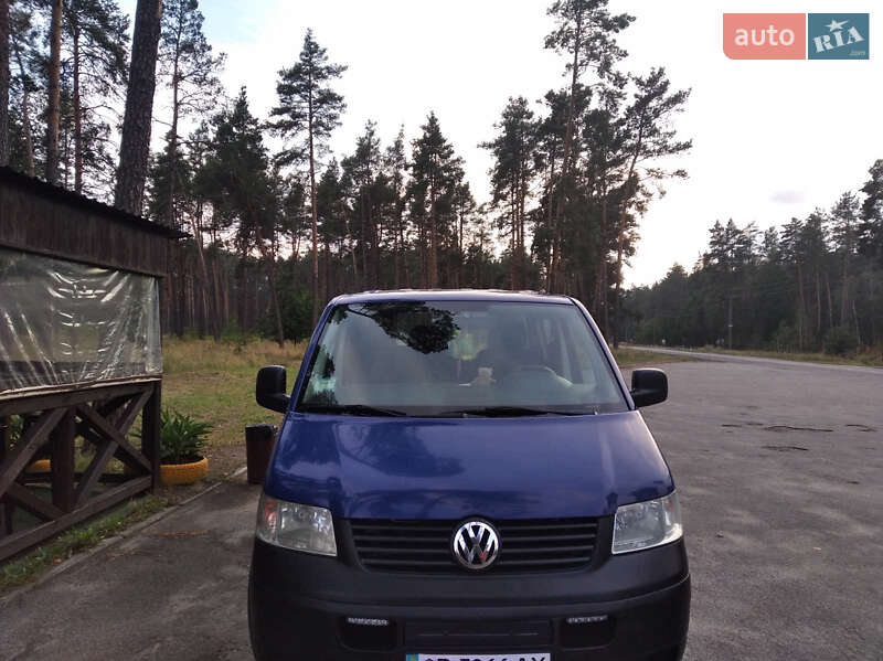 Минивэн Volkswagen Transporter 2005 в Десне