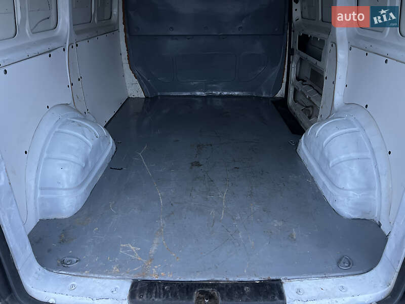 Вантажний фургон Volkswagen Transporter 2005 в Вінниці