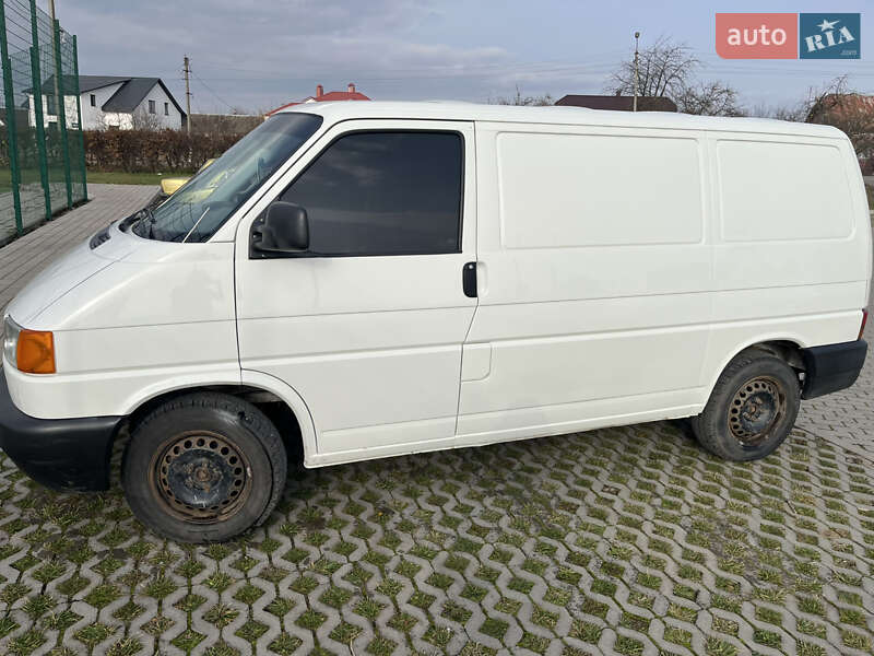 Вантажний фургон Volkswagen Transporter 2003 в Бучачі