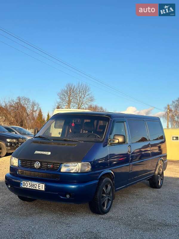 Минивэн Volkswagen Transporter 2001 в Шумске
