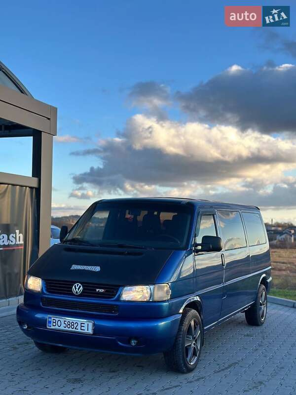 Минивэн Volkswagen Transporter 2001 в Шумске