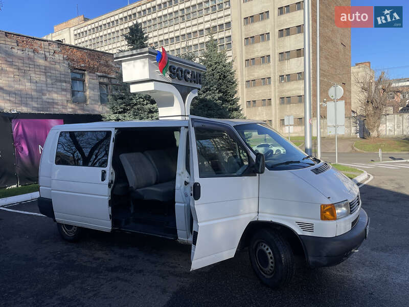 Мінівен Volkswagen Transporter 2002 в Черкасах