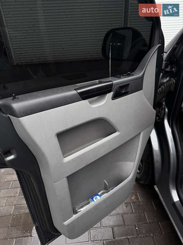 Минивэн Volkswagen Transporter 2011 в Харькове фото 13 Минивэн Volkswagen Transporter 2011 в Харькове